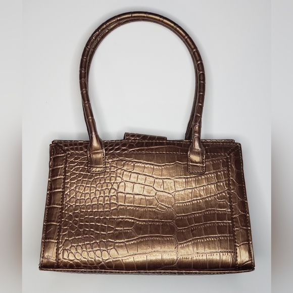 Liz Claiborne Gold Faux Crocodile Embossed Handbag EUC - Picture 2 of 6